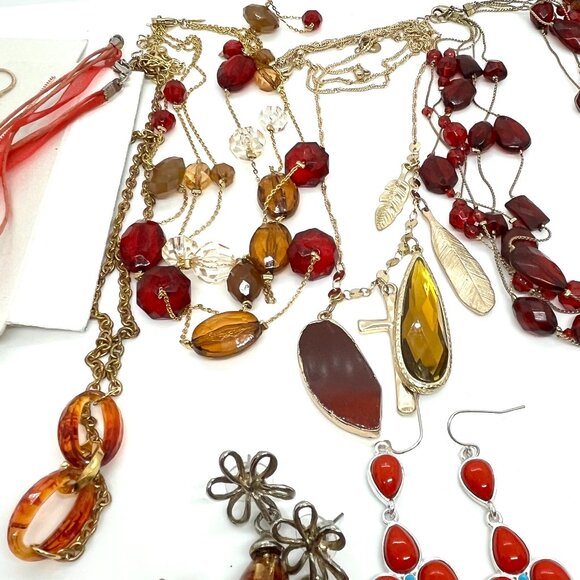 VINTAGE MODERN RED AMBER TONE MYSTERY JEWELRY LOT NECKLACES EARRINGS AVON - Picture 7 of 12